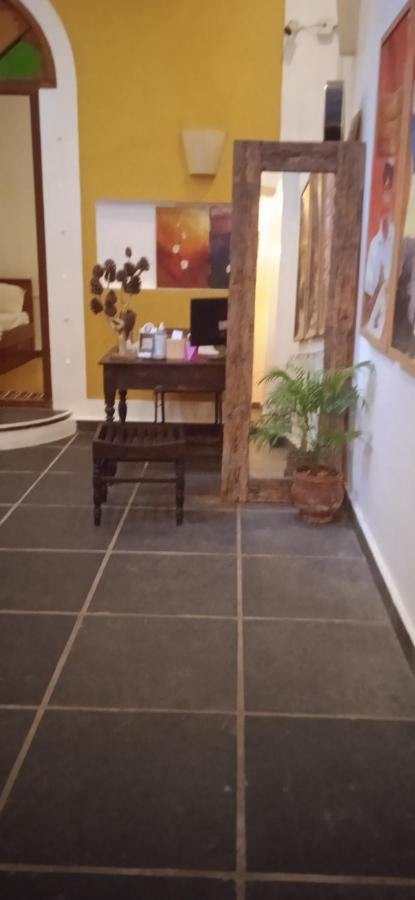 French Rivera Guest House Pondichéry Extérieur photo