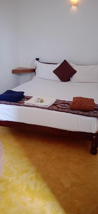 French Rivera Guest House Pondichéry Extérieur photo